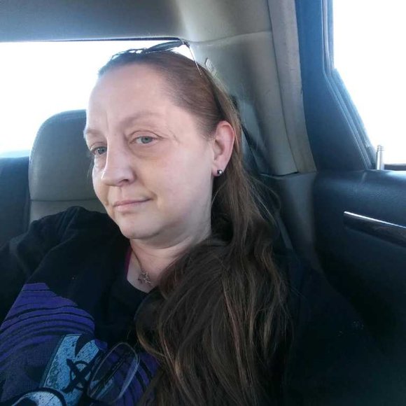 Meet your Posher, Celina - Picture 15 of 16